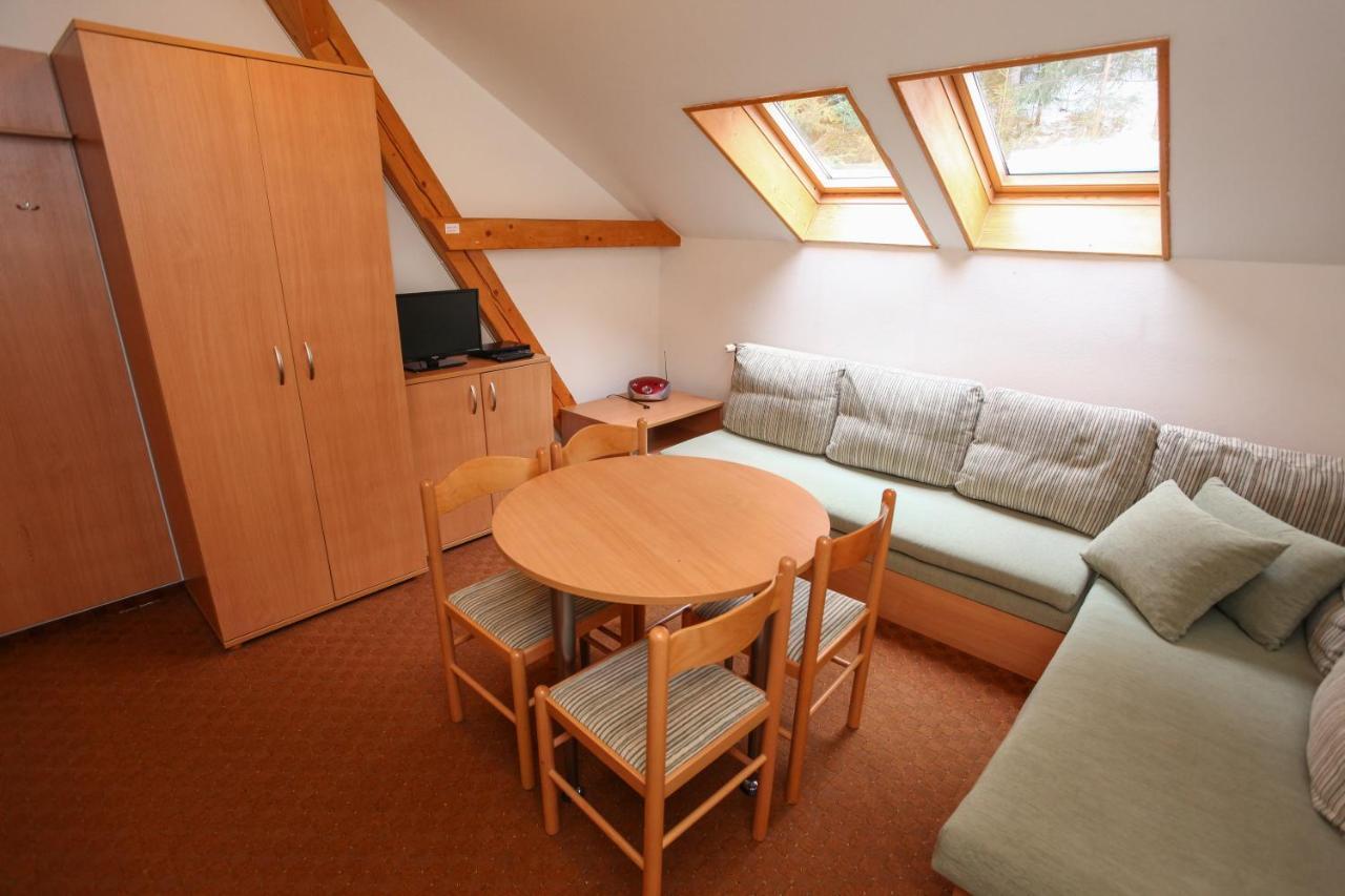 Bike & Ski Apartmany Lopusna Dolina - Високе-Татри Экстерьер фото